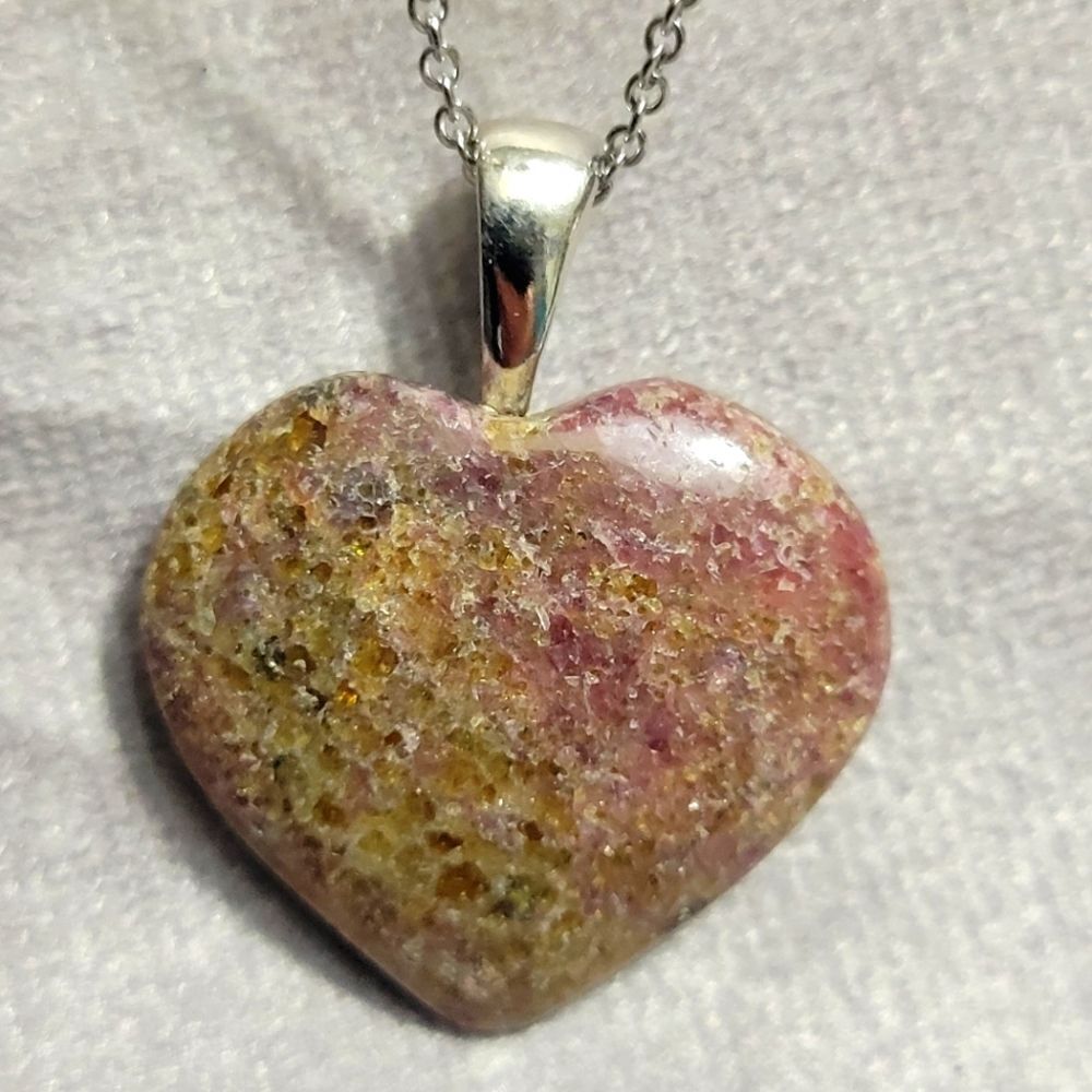 Karis Rhodonite Heart Pendant Necklace‎